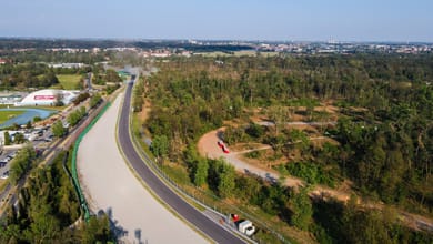 photo aérienne du circuit de saint laurent de mure