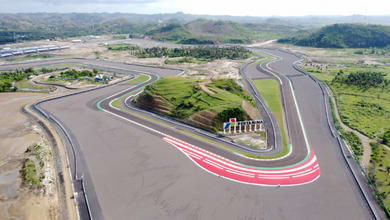 vue arérienne du circuit de magny cours