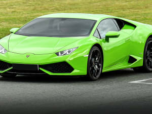 photo d'une lamborghini verte
